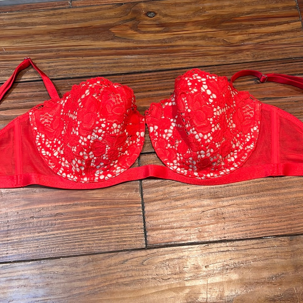 Victoria’s Secret red Avery Sexy lined balconet bra 34DD